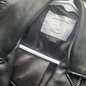 Brand new cropped fitted leather jackett